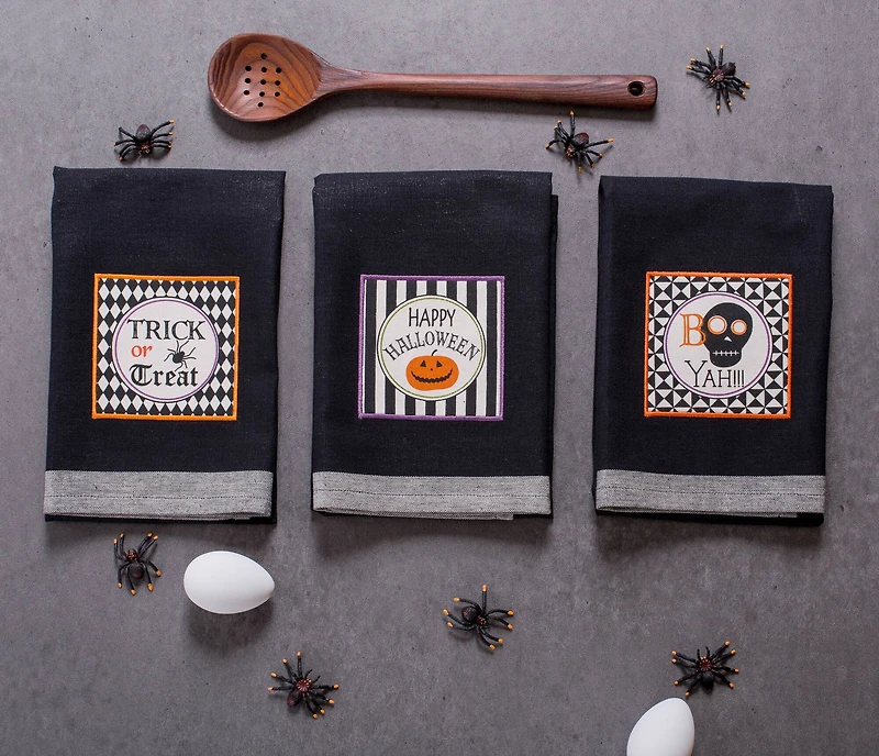 DII® Black All Hallows Eve Halloween Embellished Dishtowel Set