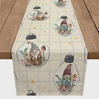 90" Cream & Check Gnome Globe Pattern Cotton Twill Runner