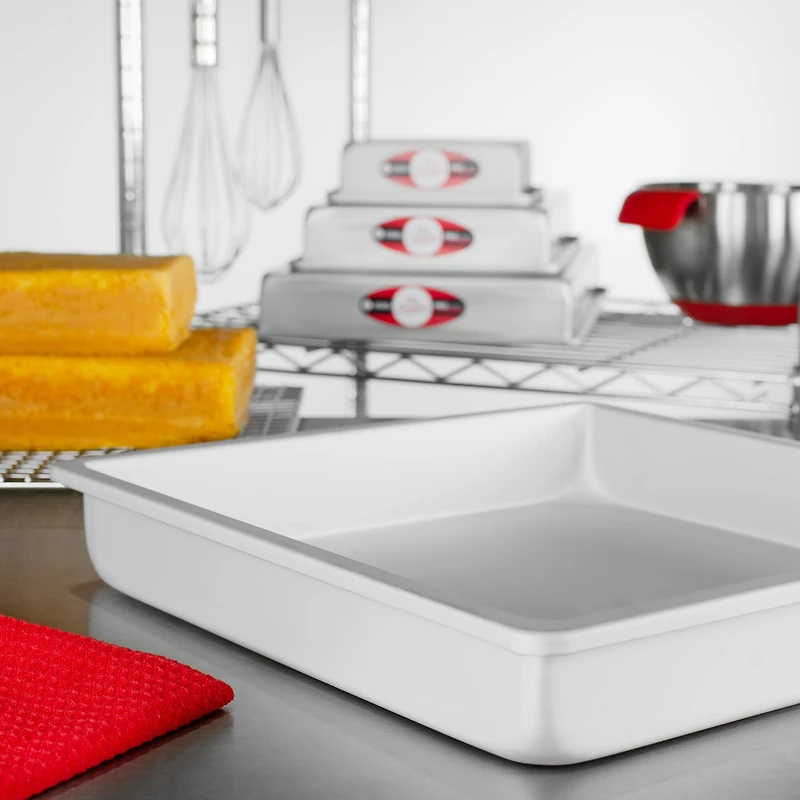 Fat Daddio's® ProSeries 12" Square Cake Pan