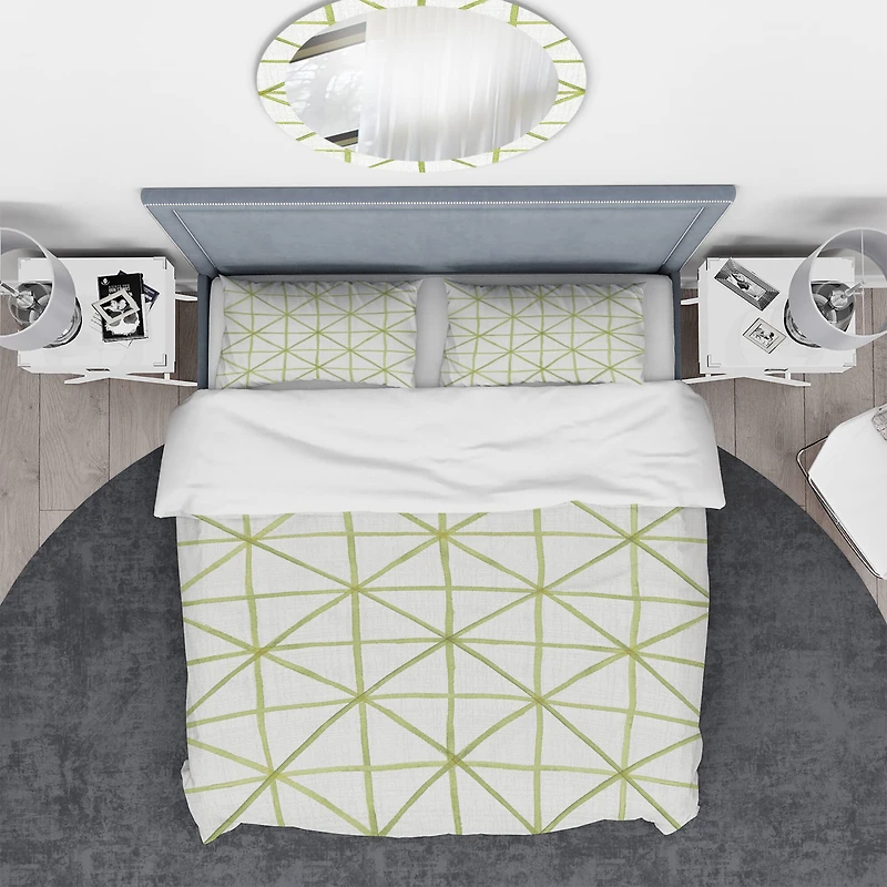 Designart 'geometric Green Triangle II' Geometric Bedding Set