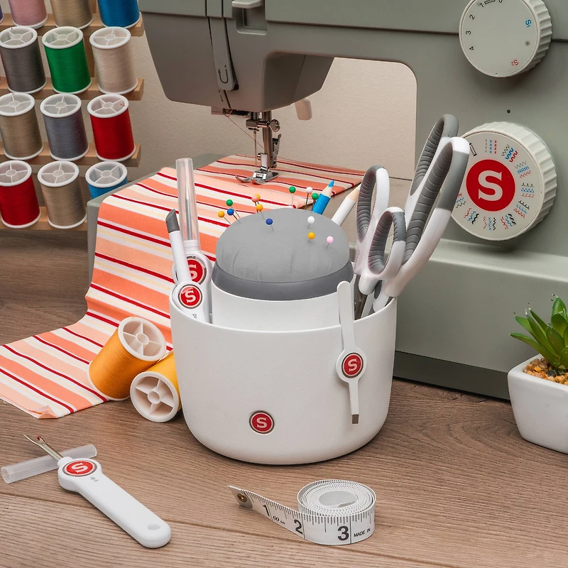 SINGER® Pin & Sewing Tool Craft Organizer Caddy