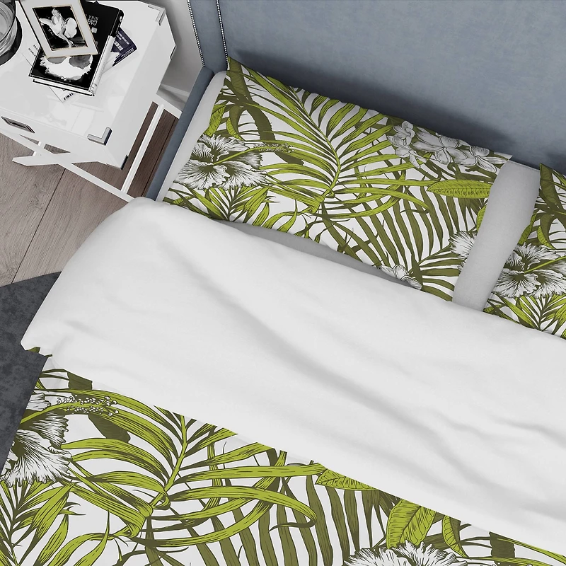 Designart 'Tropical Palm Leaves I' Mid-Century Duvet Cover Set