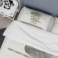 Designart 'Geometric Balance Neutral I' Geometric Bedding Set