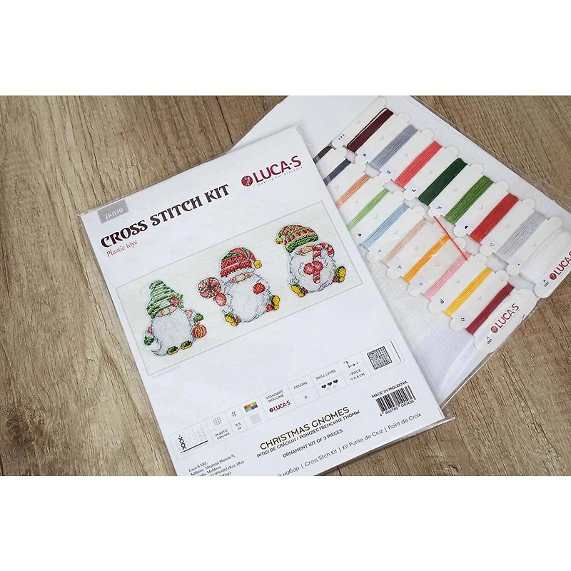 Luca-S Christmas Gnomes Plastic Canvas Counted Cross Stitch Kit