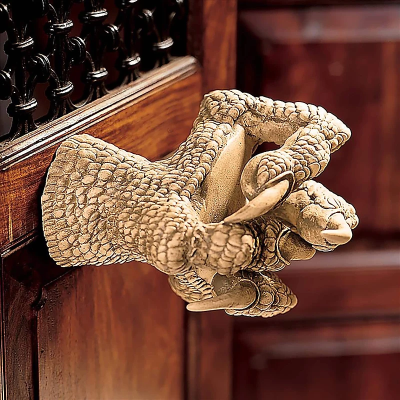 Design Toscano 7" Dragons Thorne MacGarvey Claw Sword Hanger Set