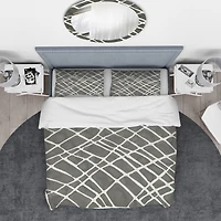 Designart 'Minimalist Graphics V' Geometric Bedding Set