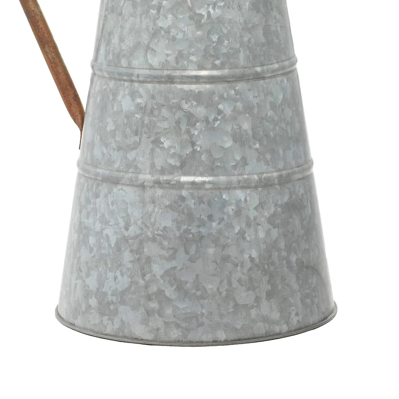 16" Gray Iron Farmhouse Planter