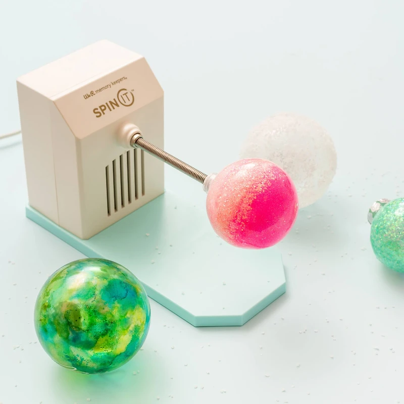 We R Memory Keepers® Spin It™ Ornament Arm Kit