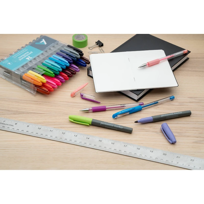 Art Alternatives Gold Fine Permanent Marker Set