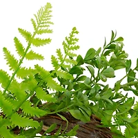 18" Green Fern Leaf Springtime Wreath