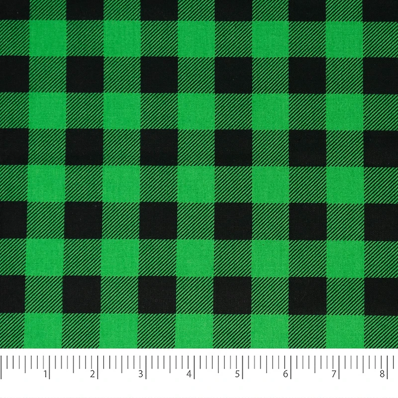 SINGER Christmas Holiday Gnome Cotton Fabric Fat Quarter Bundle