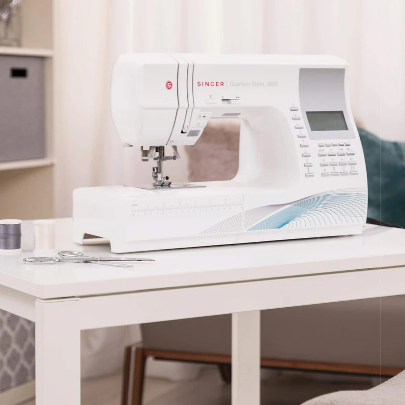 SINGER® 9960 Quantum Stylist™ Computerized Sewing Machine