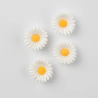 PME Cake Sweet Street® White Daisy Icing Decorations