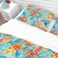 Designart 'Tropical Pattern' Tropical Bedding Set - Duvet Cover & Shams