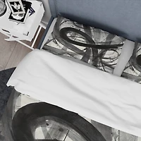 Designart 'Minimalistic Roller III' Geometric Bedding Set