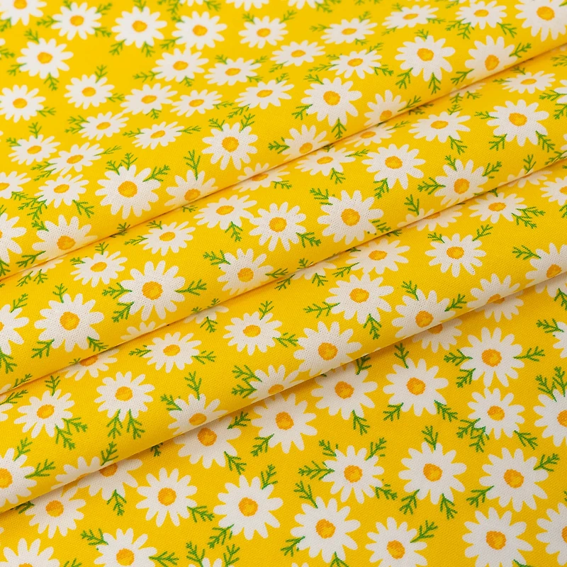 SINGER Honey Bee Gnomes Cotton Fabric Bundle