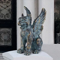 Design Toscano 18" Caesar's Griffin Winged Lion Statue