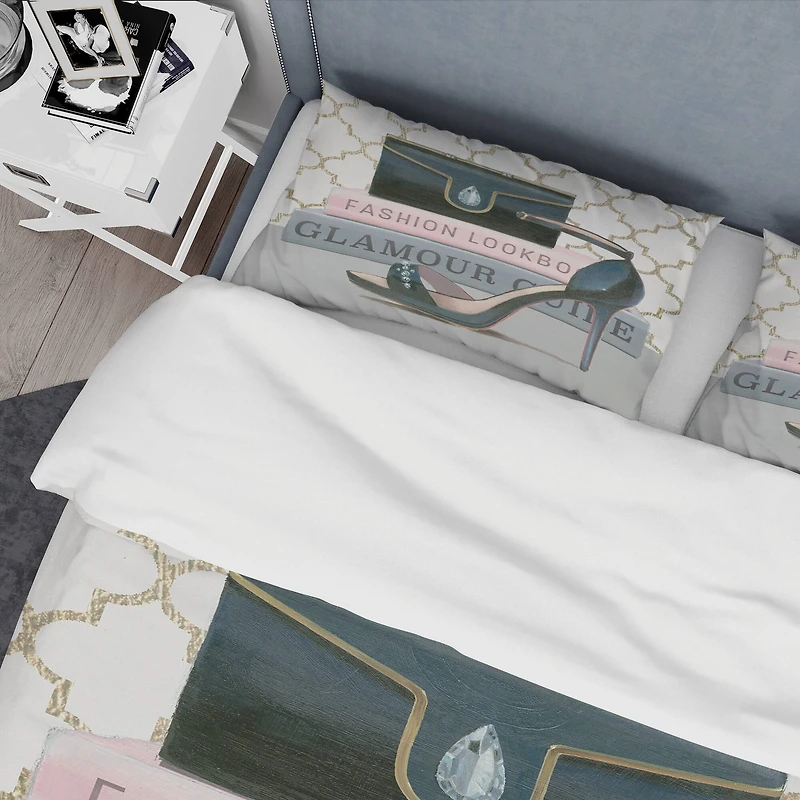 Designart 'Glam fashion High Heels VI' Glam Bedding Set