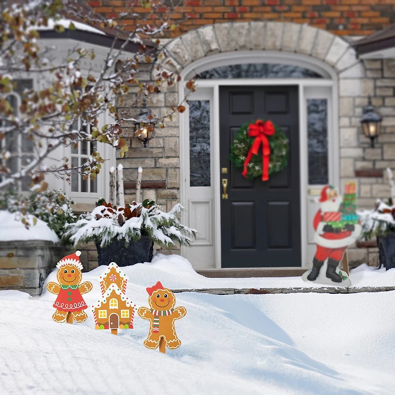Glitzhome® Wooden Gingerbread Man Yard Stake Set