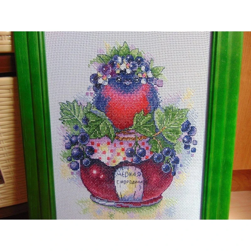MP Studia Singing Currant Cross Stitch Kit
