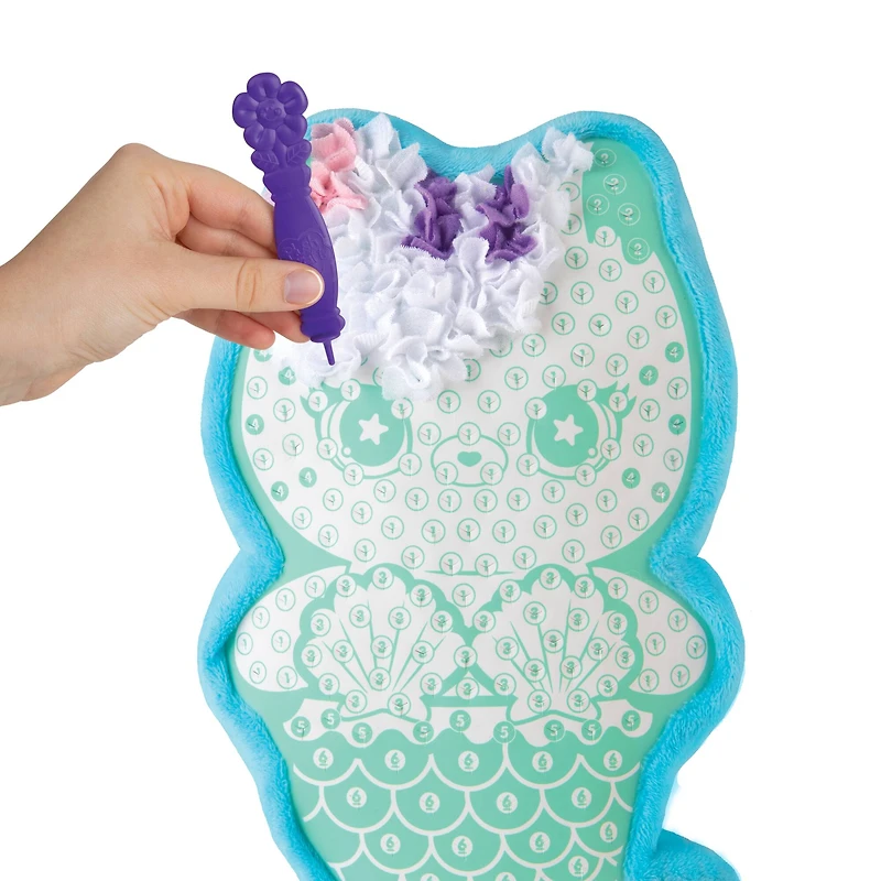 PlushCraft™ Catty Cushion Fabric by Number Kit