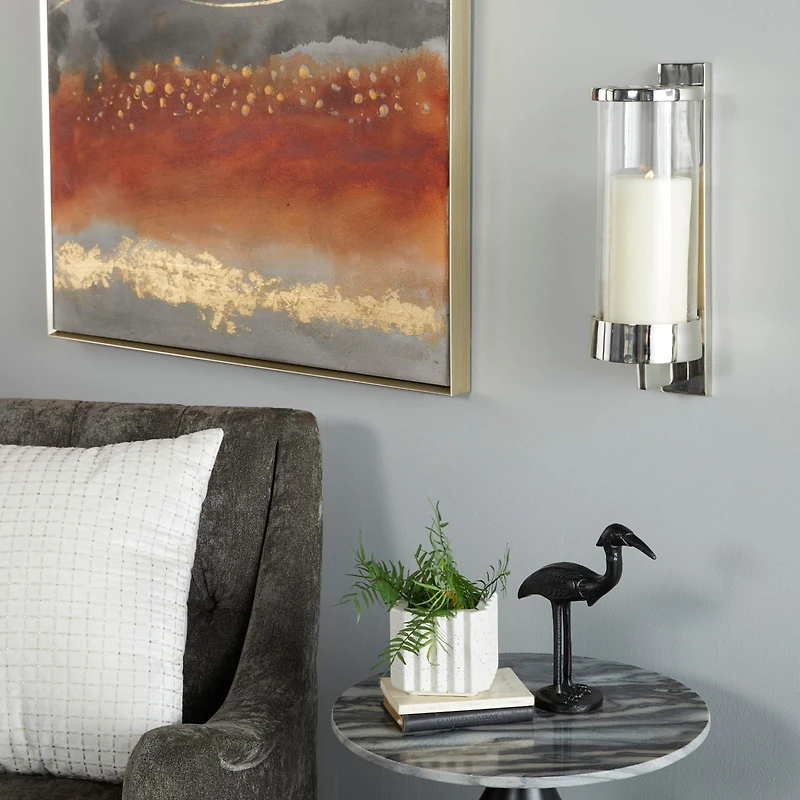 Silver Aluminum Contemporary Wall Sconce, 16" x 5" x 7"