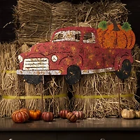 Glitzhome® Metal Rusty Truck Décor Sign