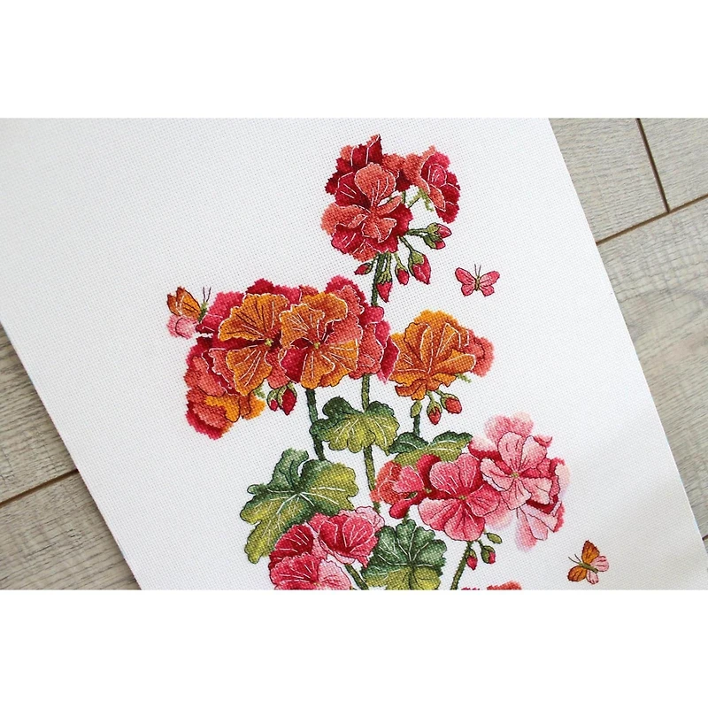 MP Studia Geranium Cross Stitch Kit
