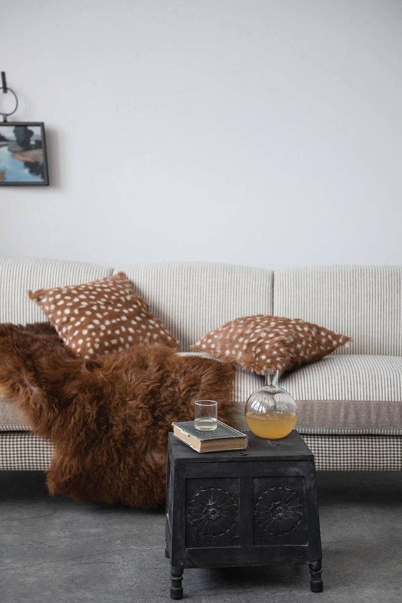 Hello Honey® 10" Glass Wine Decanter with Mango Wood Stopper & Spherical Base