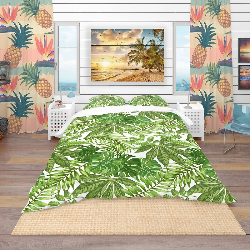 Designart 'Exotic Pattern with Tropical Leaves' Tropical Bedding Set