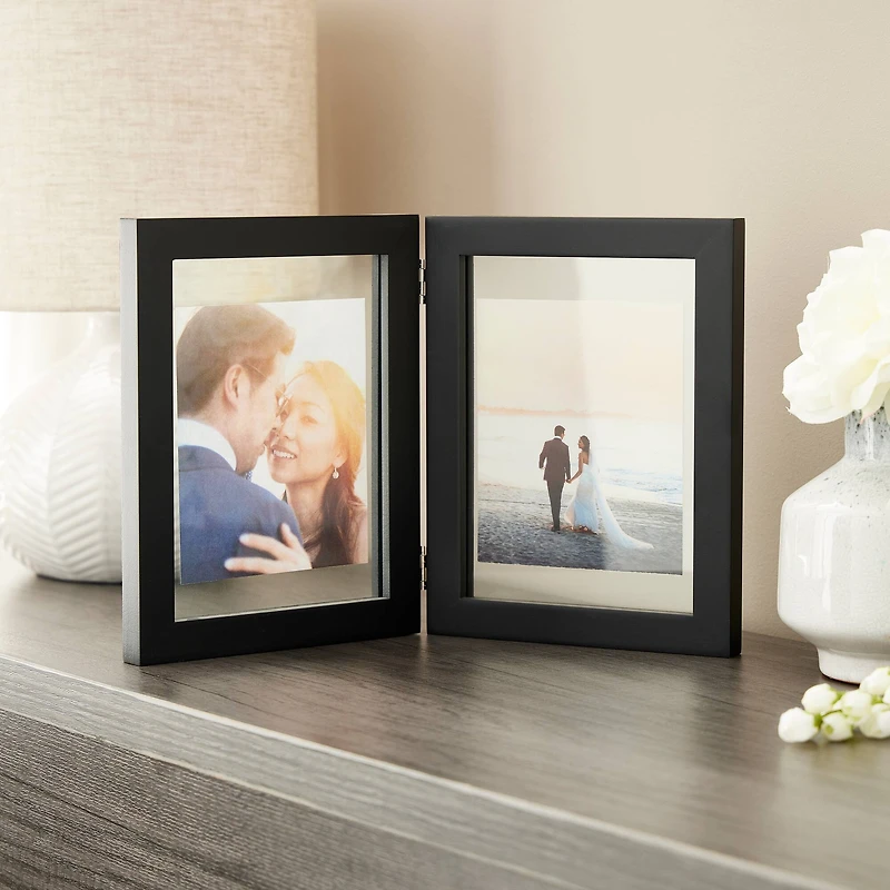 12 Pack: 2 Opening Black Hinge 6" x 8" Float Frame, Expressions™ by Studio Décor®