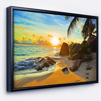 Designart - Sunset in Tropical Beach