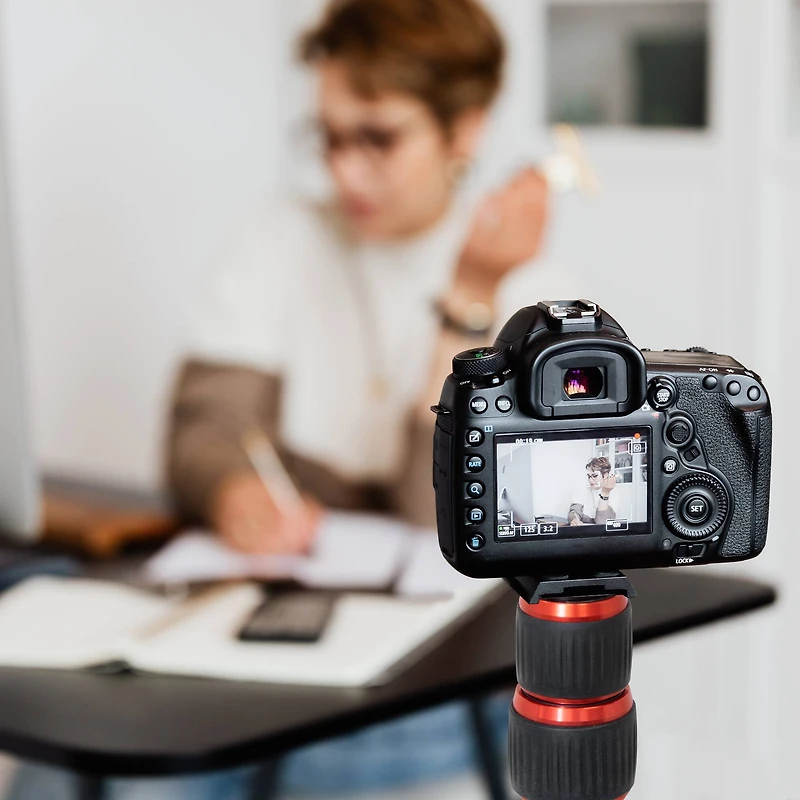 Studio Designs Artograph Digital Projector Table Stand For Digital Projectors & Cameras