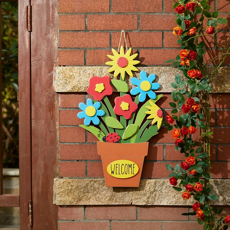 Glitzhome® 22" Wooden Blooming Flowers Wall Décor