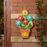 Glitzhome® 22" Wooden Blooming Flowers Wall Décor