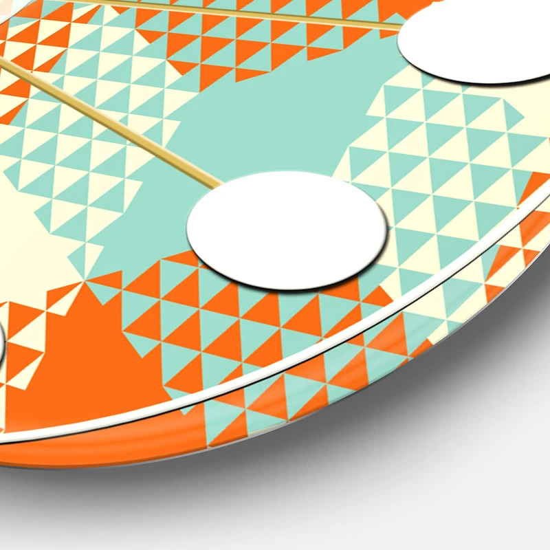 Designart 'Retro Hexagon Pattern Viii Mid-Century Modern Wall Clock