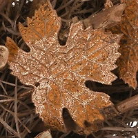 18" Harvest Brown Maple Leaves Wreath