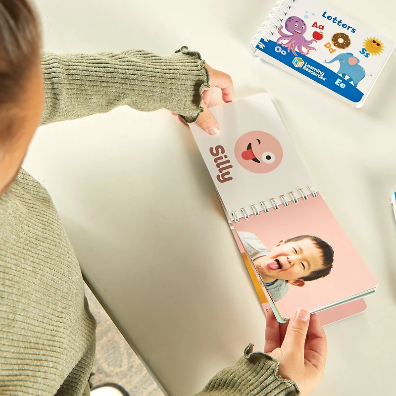 Learning Resources Skill Builders! Preschool Flipbook Library