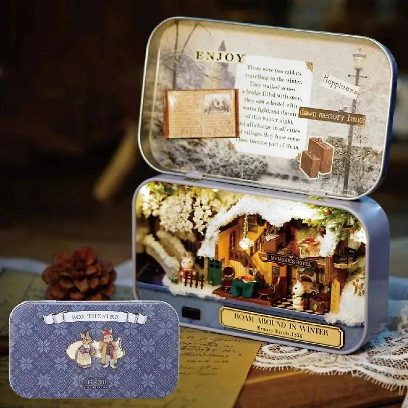 Wizardi Miniature Roombox: Roam Around in Winter