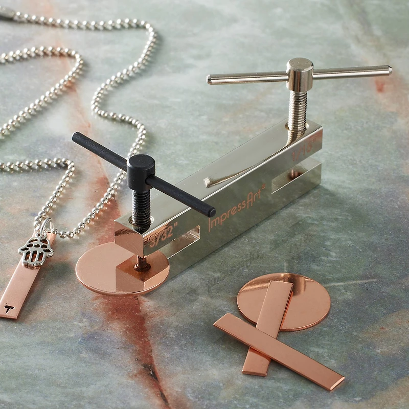 ImpressArt® 2 Hole Screw Down Punch