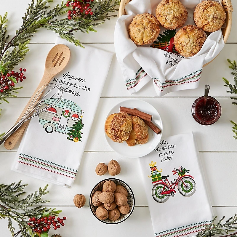 DII® Holidays On Wheels Printed Dishtowel Set