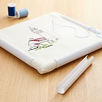 Loops & Threads™ Plastic Snap Frame