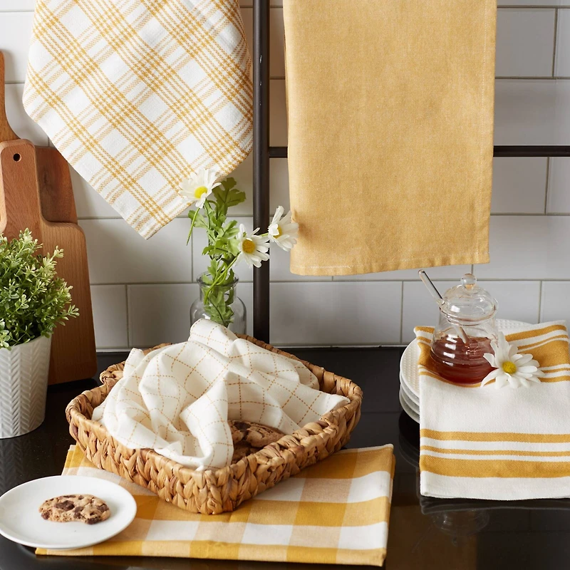 DII® Honey Gold Everyday Dish Towels, 5ct.