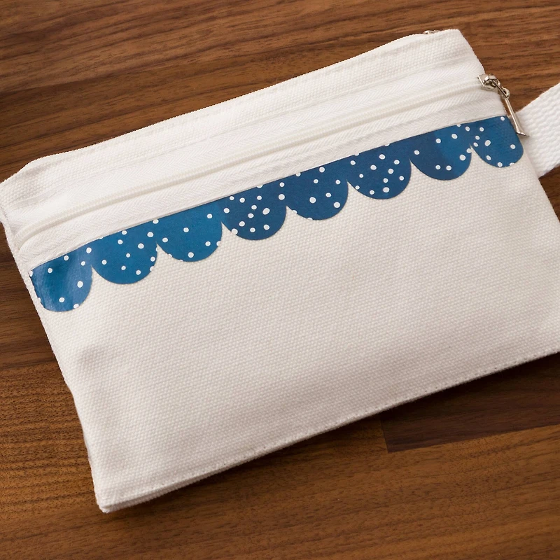 Cricut® Mod & Merry Holiday Vinyl & Iron-On Set