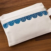 Cricut® Mod & Merry Holiday Vinyl & Iron-On Set