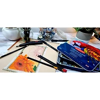 Derwent® Chromaflow 48-Pencil Set