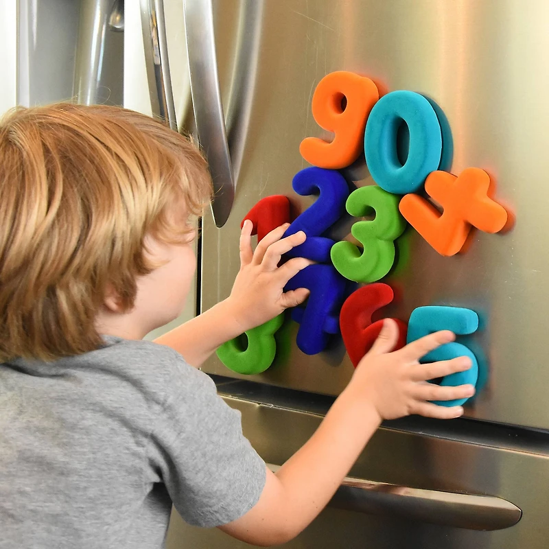 Rubbabu Bright Squishy Magnetic Numeral Set