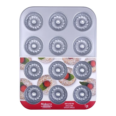 6-Cavity Mini Fluted Pan by Makery™
