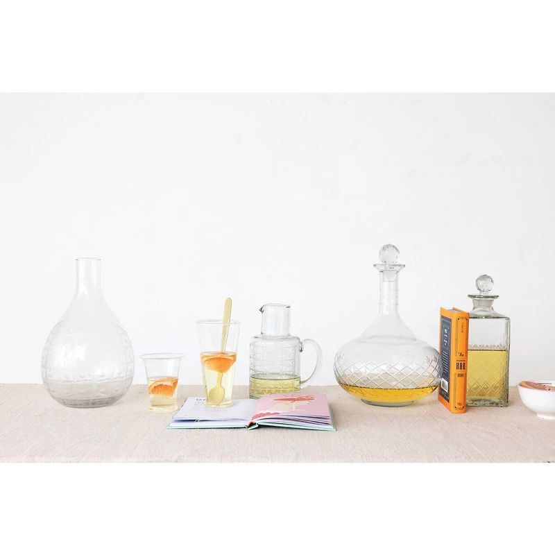 Hello Honey® 6" Clear Round Glass Drinking Glasses with Debossed Rim & Base, 6ct.