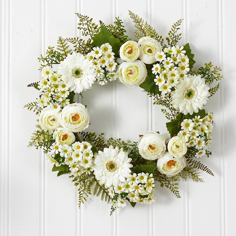 24” Mixed Cream Daisies & Ranunculus Wreath